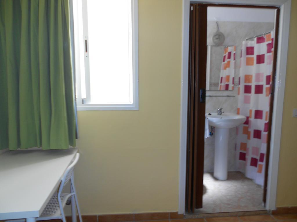 Pension Mova Santa-Cruz de Ténérife Extérieur photo